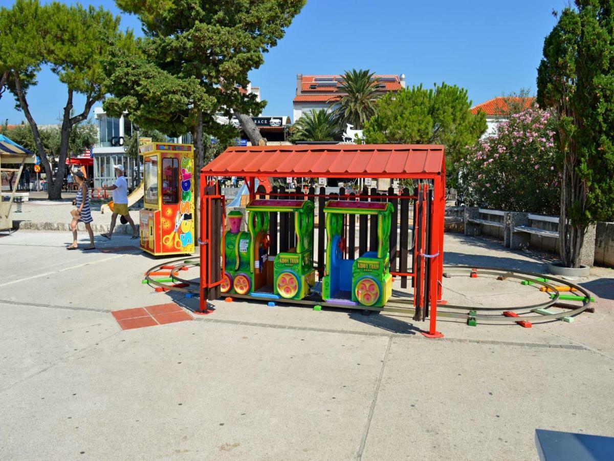 Apartmani Macak II Novalja Exterior foto